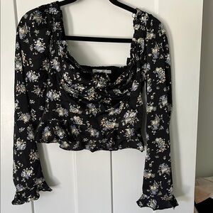 Astr Black and White Ruched Crop Blouse